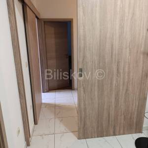 Trogir dugoročan najam 2 sobe parking