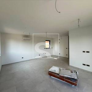 Trosoban stan, novogradnja, Pješčana uvala - pogled na more, 400m od plaže