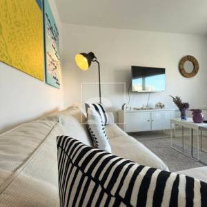 Trosoban stan, Pula, širi centar - namješten, 3. kat, garaža i parking