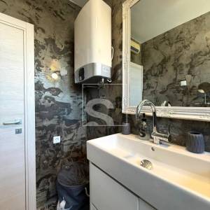 Trosoban stan, Pula, širi centar - namješten, 3. kat, garaža i parking