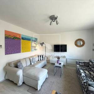 Trosoban stan, Pula, širi centar - namješten, 3. kat, garaža i parking