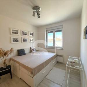 Trosoban stan, Pula, širi centar - namješten, 3. kat, garaža i parking