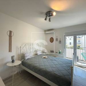 Trosoban stan, Pula, širi centar - namješten, 3. kat, garaža i parking