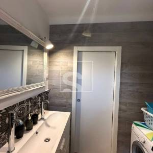 Trosoban stan, Pula, širi centar - namješten, 3. kat, garaža i parking