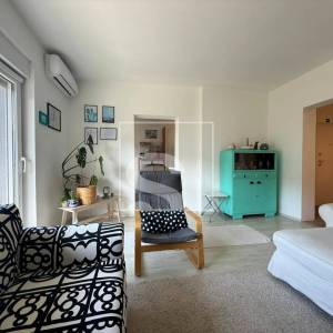 Trosoban stan, Pula, širi centar - namješten, 3. kat, garaža i parking