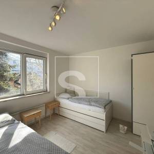 Trosoban stan, Pula, širi centar - namješten, 3. kat, garaža i parking