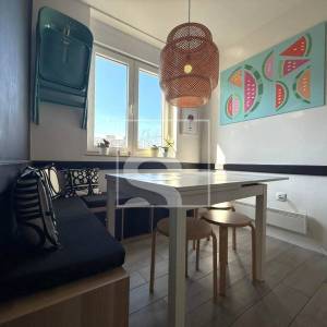 Trosoban stan, Pula, širi centar - namješten, 3. kat, garaža i parking