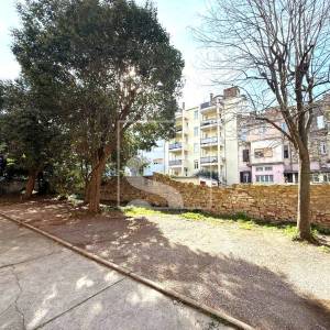 Trosoban stan, Pula, širi centar - namješten, 3. kat, garaža i parking