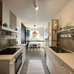 Trosoban stan, Pula, širi centar - namješten, 3. kat, garaža i parking