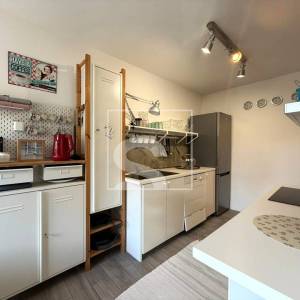 Trosoban stan, Pula, širi centar - namješten, 3. kat, garaža i parking