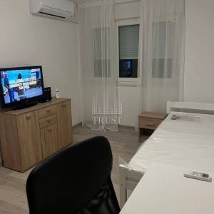 TURNIĆ, 2S+DB za najam