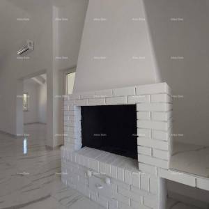 UMAG – Kuća s bazenom i tri odvojena apartmana