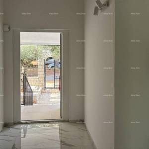 UMAG – Kuća s bazenom i tri odvojena apartmana