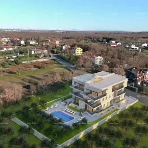 Umag! Lovrečica – novogradnja na odličnoj lokaciji.