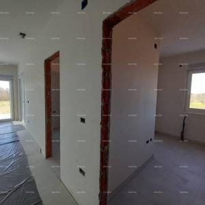 Umag! Lovrečica – novogradnja na odličnoj lokaciji.