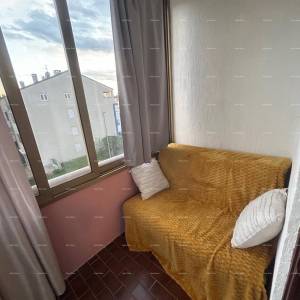 Umag, namještena garsonijera, 28 m2