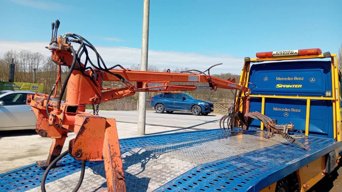 Utovarivač za stajski gnoj