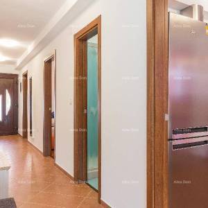 Valdebek. Samostojeća kuća s bazenom i jacuzzijem! Blizina centra grada Pule.