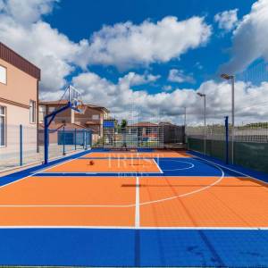 Valtura, Istra -  600m2 ville, 10SS, bazeni - uhodani posao