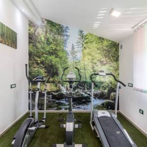 Valtura, Istra -  600m2 ville, 10SS, bazeni - uhodani posao