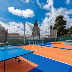 Valtura, Istra -  600m2 ville, 10SS, bazeni - uhodani posao