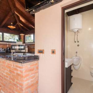 Valtura, Istra -  600m2 ville, 10SS, bazeni - uhodani posao