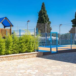 Valtura, Istra -  600m2 ville, 10SS, bazeni - uhodani posao