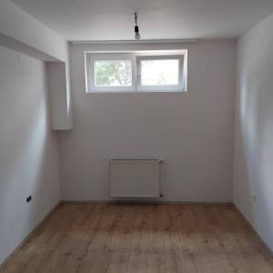 Velika Gorica-Kurilovec: 2S stan sa spremištem i dva parkirna mjesta