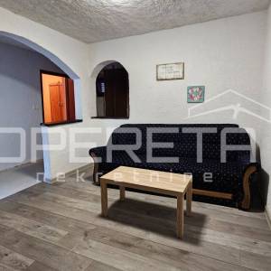 Vir - Kuća s dva apartmana – idealna za odmor ili investiciju