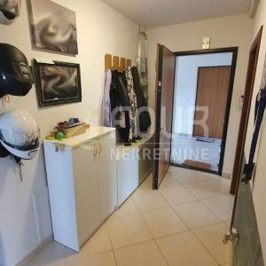 Viškovo, 2s+db, 86.48m2, balkon i lođa