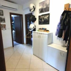 Viškovo, 2s+db, 86.48m2, balkon i lođa