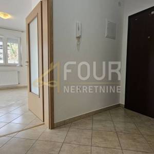 Viškovo, 75.11m2, 2s+db, balkon, veliko spremište!