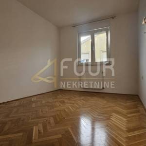 Viškovo, 75.11m2, 2s+db, balkon, veliko spremište!