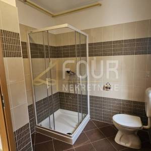 Viškovo, 75.11m2, 2s+db, balkon, veliko spremište!