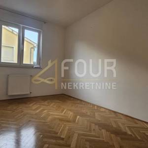 Viškovo, 75.11m2, 2s+db, balkon, veliko spremište!