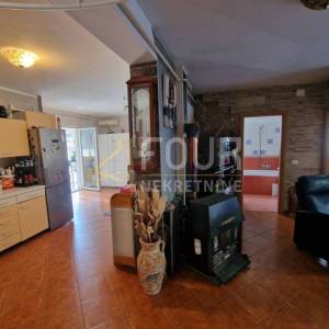 Viškovo, Marinići, 3s+db, terasa, parking