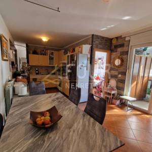 Viškovo, Marinići, 3s+db, terasa, parking