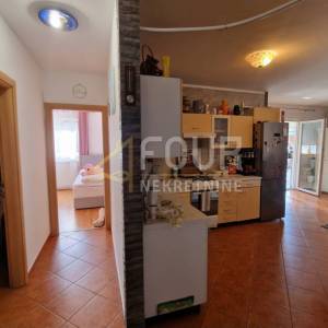 Viškovo, Marinići, 3s+db, terasa, parking