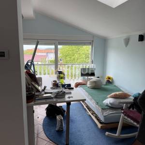 Viškovo, Saršoni, 2s+db, terasa, balkon i lođa