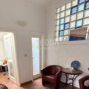 Viškovo, Saršoni, 2s+db, terasa, balkon i lođa