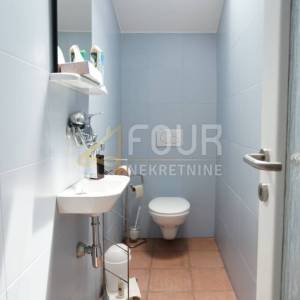 Viškovo, Saršoni, 2s+db, terasa, balkon i lođa