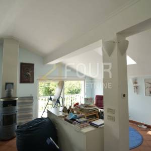 Viškovo, Saršoni, 2s+db, terasa, balkon i lođa