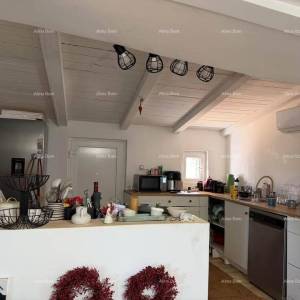 Vodnjan, Prizemnica s okućnicom