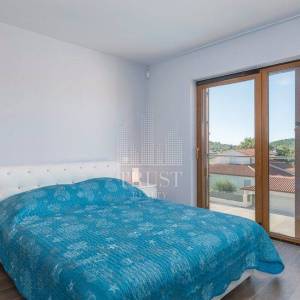 Volme, penthouse 180m2 s pogledom na more