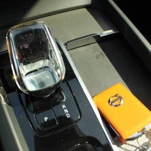 Volvo V60 B3 AUTOMATIK Dark Plus *LED, NAVIGACIJA, KAMERA*