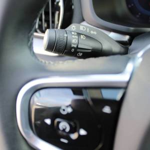 Volvo V60 B3 AUTOMATIK Dark Plus *LED, NAVIGACIJA, KAMERA*