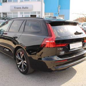 Volvo V60 B3 AUTOMATIK Dark Plus *LED, NAVIGACIJA, KAMERA*