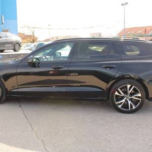 Volvo V60 B3 AUTOMATIK Dark Plus *LED, NAVIGACIJA, KAMERA*
