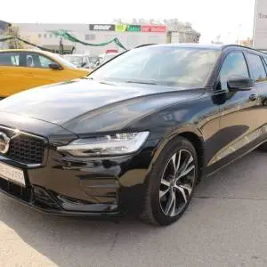 Volvo V60 B3 AUTOMATIK Dark Plus *LED, NAVIGACIJA, KAMERA*