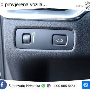 Volvo XC60 2.0 B4 Aut. Momentum Pro 197 KS, LED+VIRT+GR SJED+360+TEM+PARK